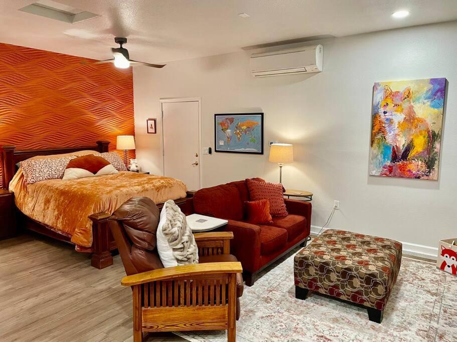 Foxs Den Hot Tub Bbq Queen Bed Sleeps 2 Casa de férias Ahwahnee